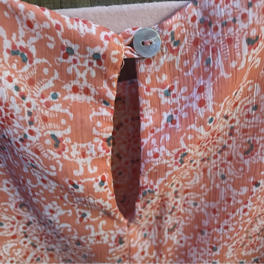2 Same Style Different Colored Patterns Blouses Sz. XXL - Picture 16 of 16